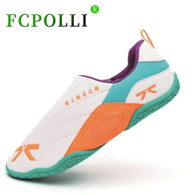 

Professional Martial arts shoes for Unisex Soft Sole Sport Shoes Women Wearable Taekwondo Wushu Shoe Couples Brand Tai Chi shoe