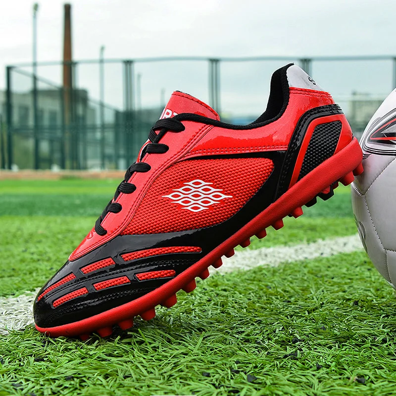 

New Red Teenagers Professional Soccer Shoes Tf/Fg Non-Slip Men's Futsal Shoes Lightweight Low-Cut Trainers Man Football Sneakers