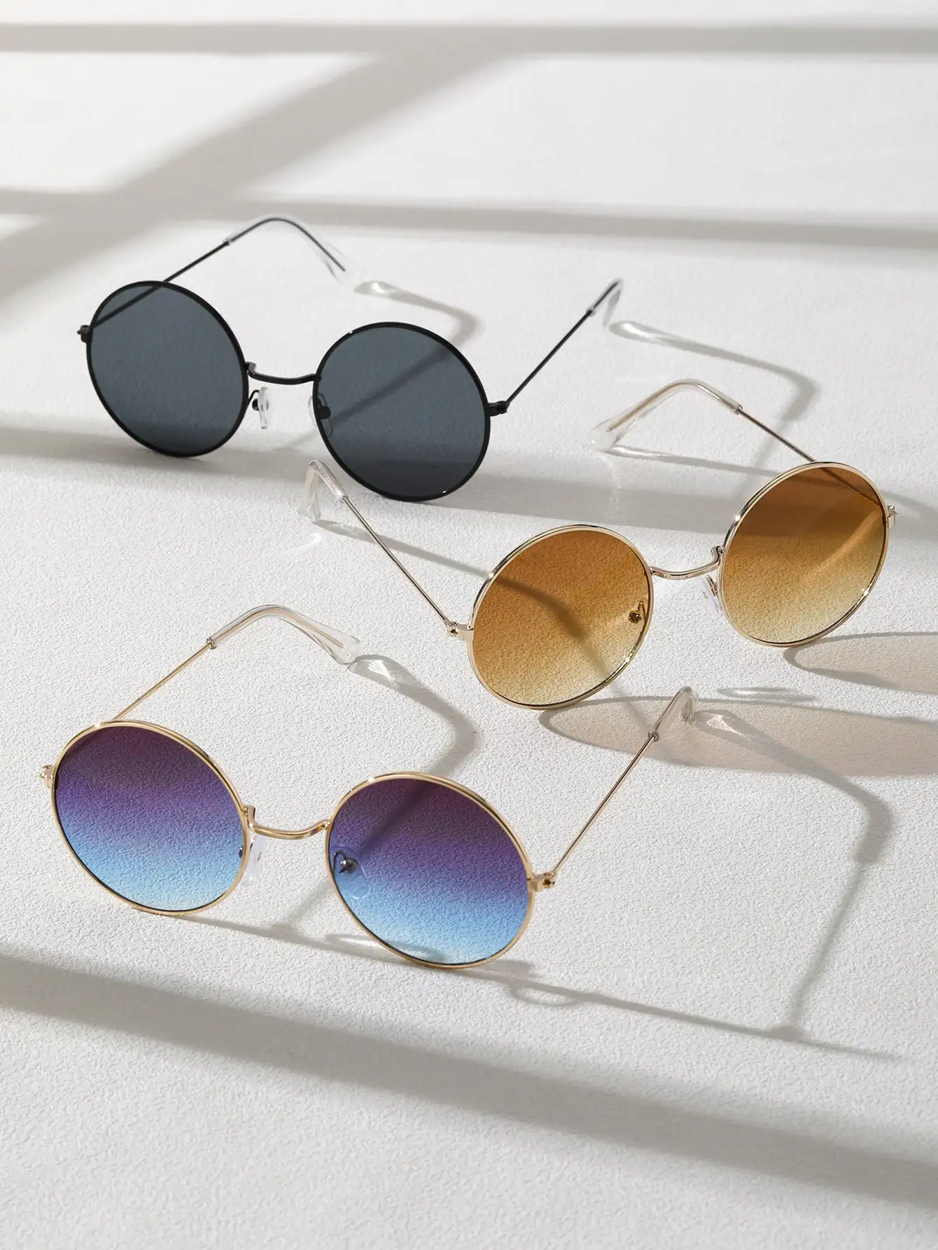 ���ϼ��� ���� ������ ��Ƽ�� Ŭ���� Y2K ���۶�, �߿� �ϻ� ��Ȱ ���� �ް� �׼�����, 4 ��