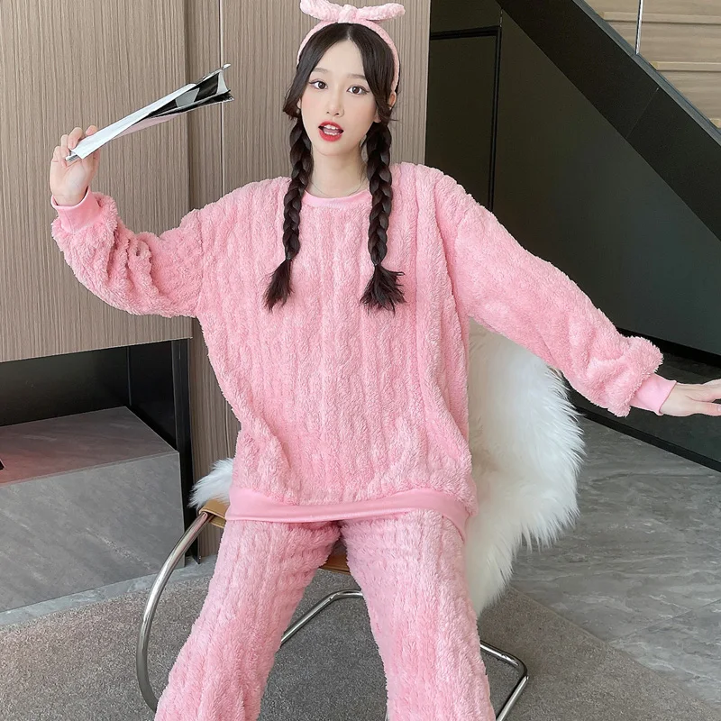 Flannel pajamas women's autumn and winter fried dough twist velvet round neck pullover coral velvet pajamas suit evening dress