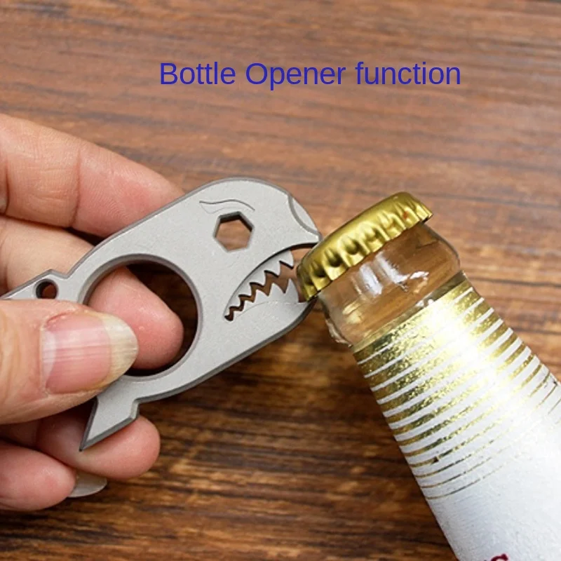 

Xgedc Shark Titanium Alloy EDC Multi-Purpose Tool Card Bottle Opener Wrecking Bar Hand Chapelet