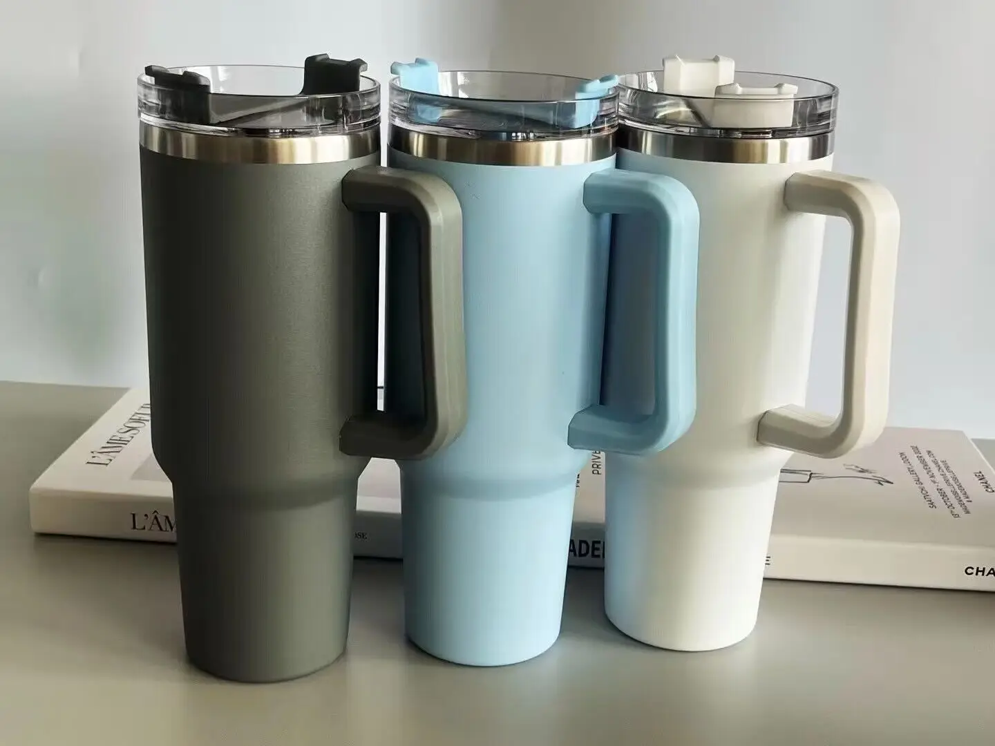 Cafe Insulated Tumbler Straw Stainless Steel Coffee Termos Cup In-Car Vacuum Flasks Portable Water Bottle 40oz Mug With Handle 18 S571cadd2c7a2419dac677edfa7b80b33o
