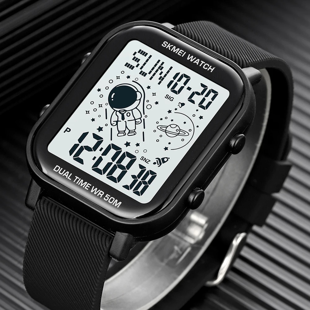SKMEI Astronaut Creative Electronic Watches for Men Fashion Square Silicone Strap Led Digital Watch Waterproof Male Wristwatch 3