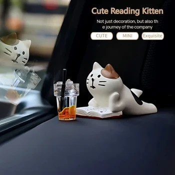 Simpatici ornamenti per la decorazione di interni dell'auto Divertente lettura del gattino Decorazione del cruscotto automatico Figura per accessori interni per auto da donna