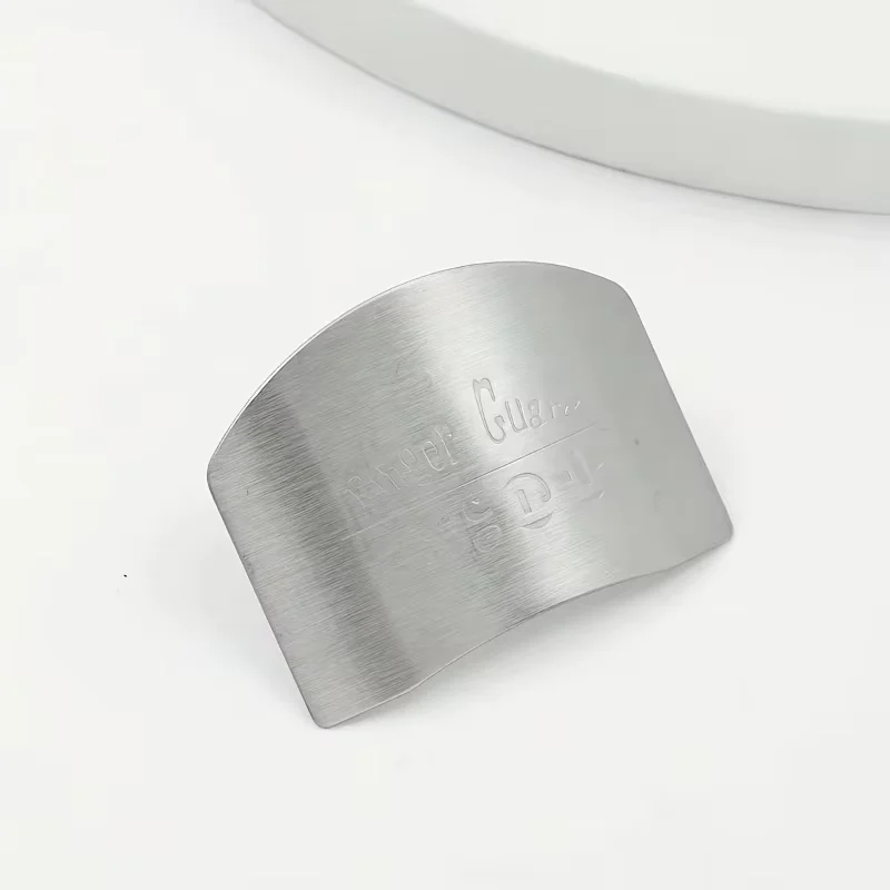 1PC Finger Guard Protect Finger Hand Cut Hand Protector Knife Cut Protection Stainless Steel Kitchen Tools Accessories