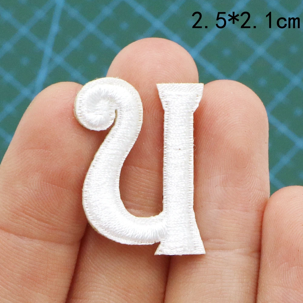 1PC Kleine Weiße Selbstklebende Gestickte Buchstaben Patch DIY Name Patches Eisen Auf Alphabet Applikationen Nähen Jacke Mäntel Abzeichen – Detail 22