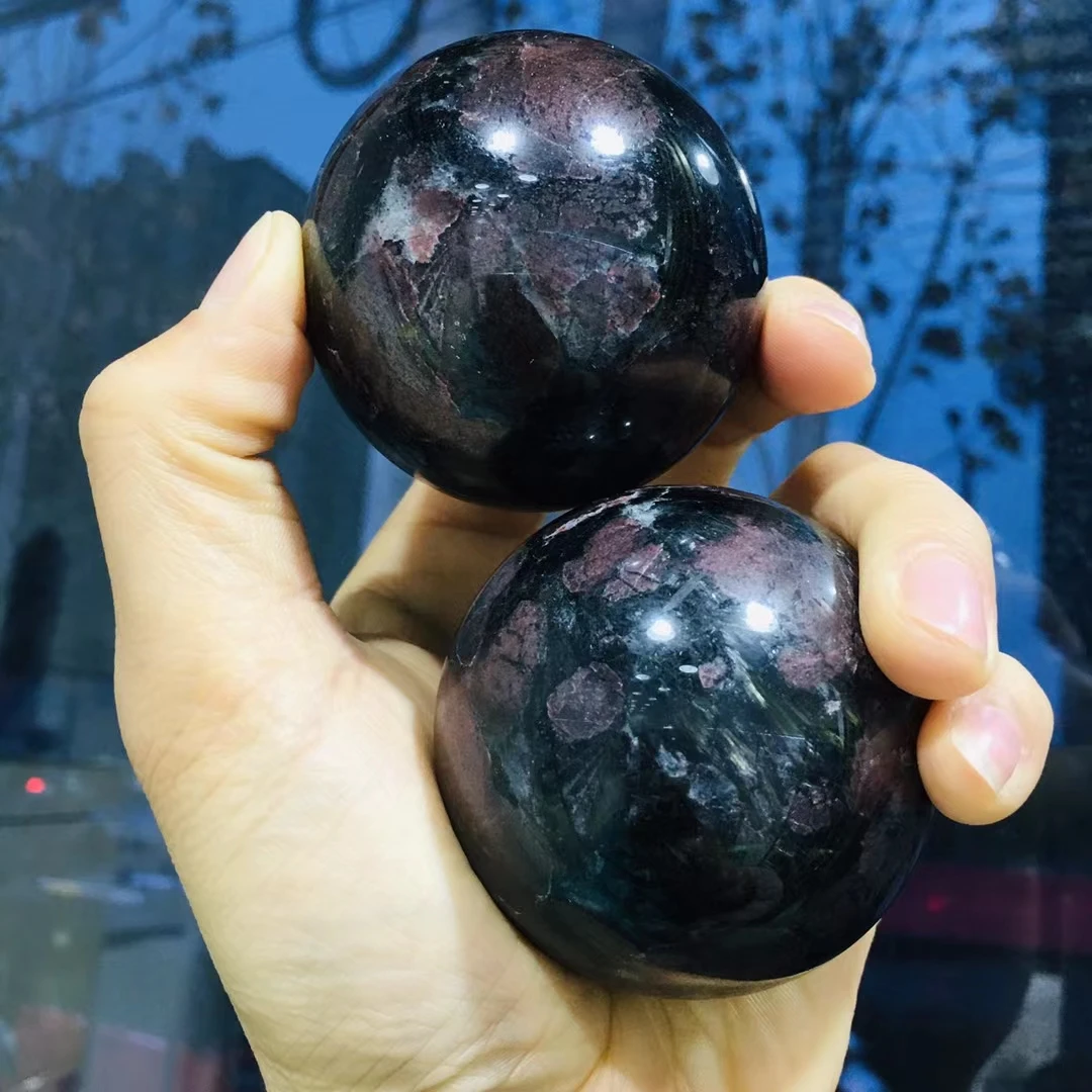 

7cm 100% Natural Rocks Firework Garnet Balls Home Spirit Decorations January Birthstone Wedding Anniversary and New York Gems