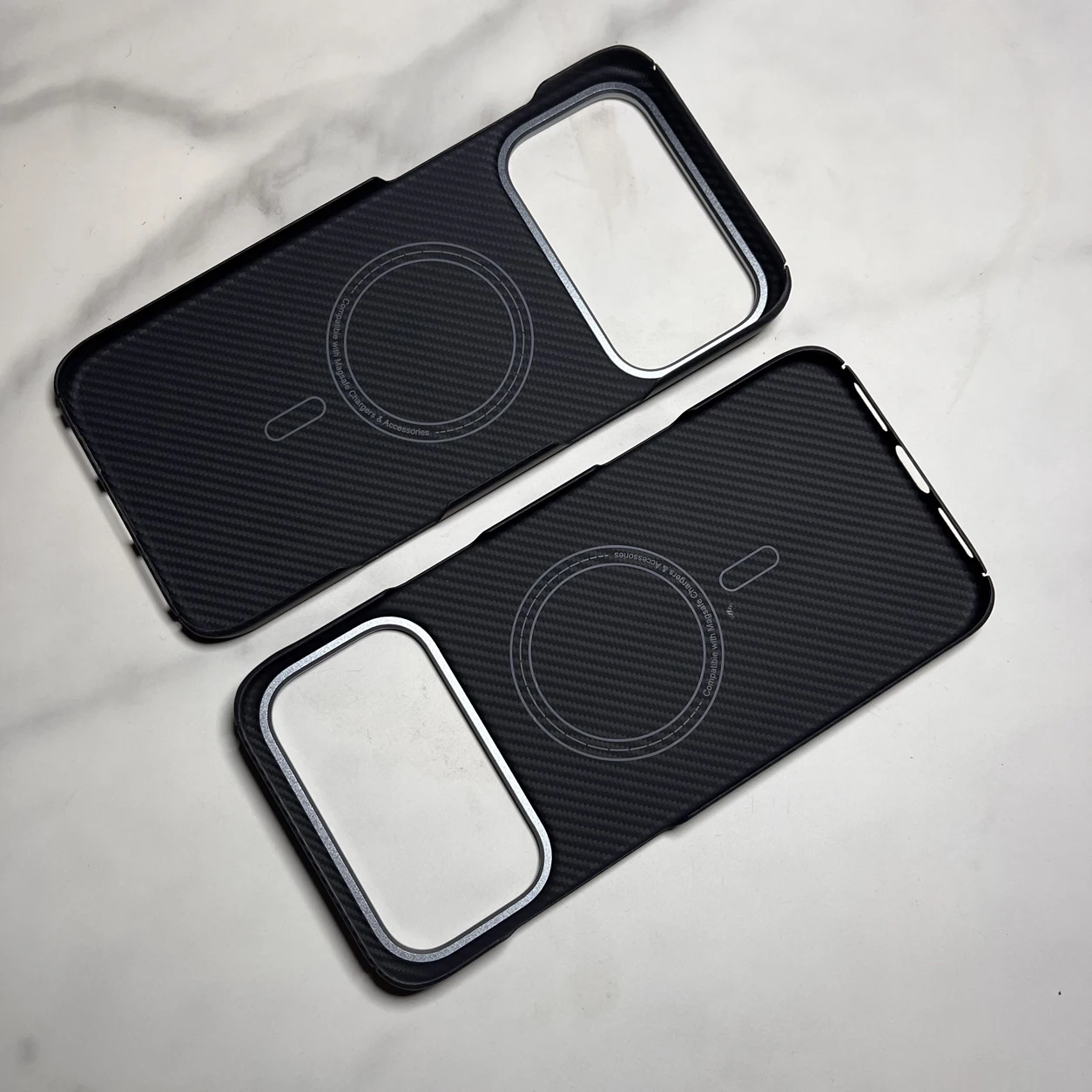 Ultra-Thin Carbon Fiber Aramid Magnetic Phone Case with MagSafe Compatibility