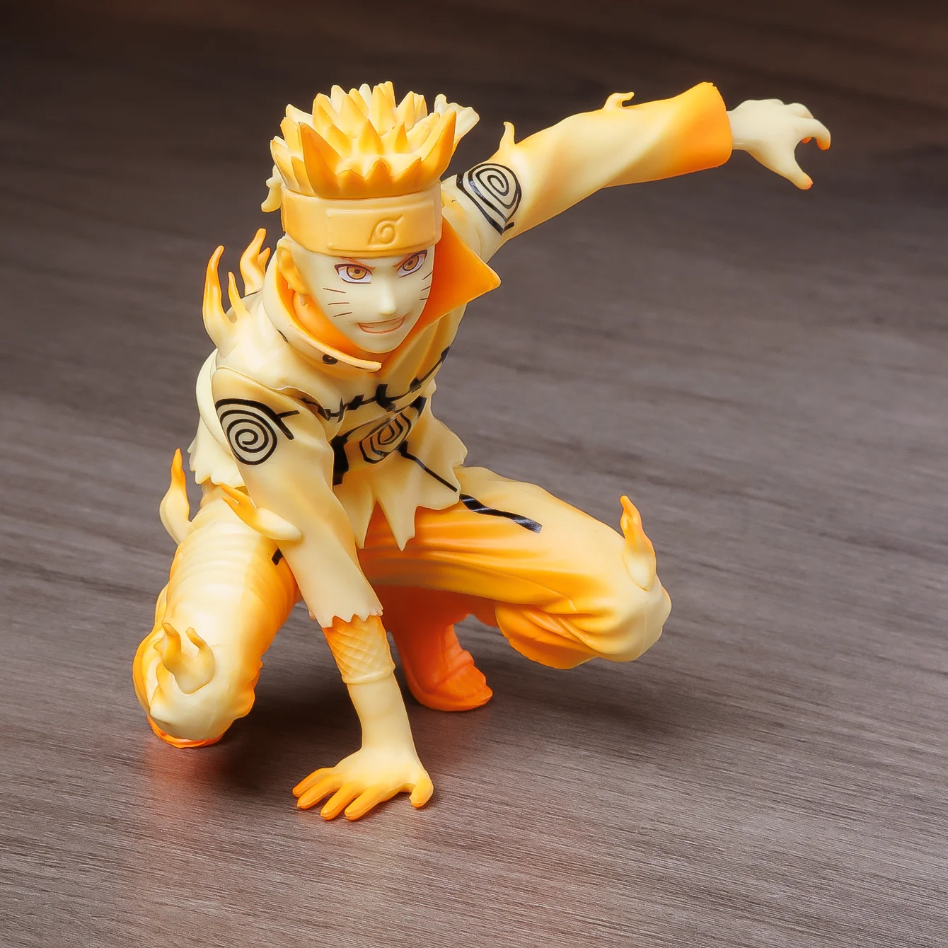 Naruto Uzumaki Anime Collectible Statue - Hot-Blooded Character Ornament and Unique Gift