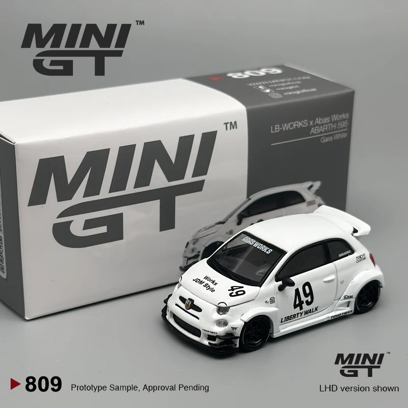 MINIGT 1:64 ABARTH 595 LB-WORKS x Abas funziona modello di auto in lega