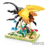 Insect World City Creativity Animal Butterfly Mantis Dragonfly Beetle Building Blocks Toys Desktop ornaments Bricks Kids Gift 2