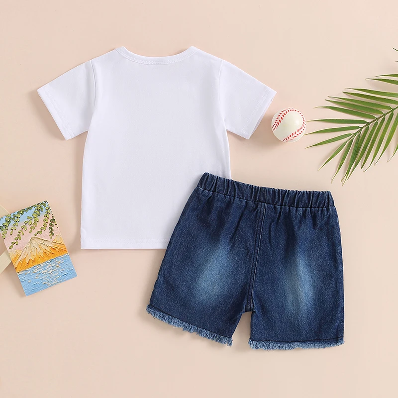 Рисунок 3 - Футболка с коротким рукавом и вырезом