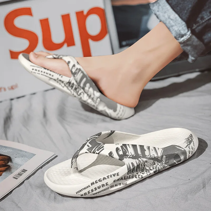 Fashion Non Slip EVA Sole Thick Platform Shoes Men's Flip Flops Summer 2023 Camouflage Anti-Odor Beach Indoor Slippers