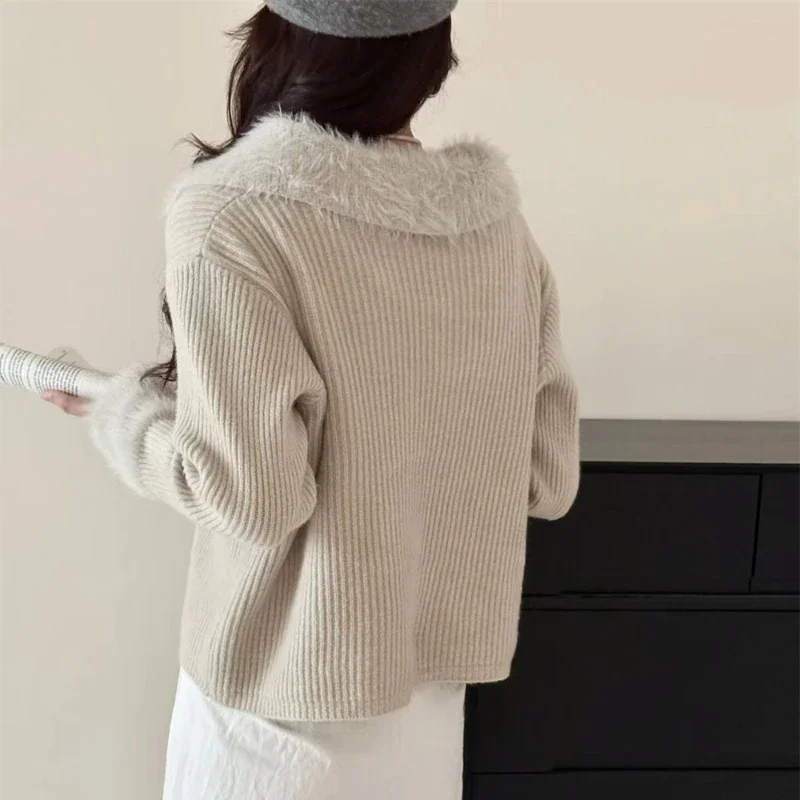 Fall and Winter Fashion Lapel Fleece Stitchwork Women's Cardigan Solid Color Sweater New Slim Straight Women's Casual Zip Jacket