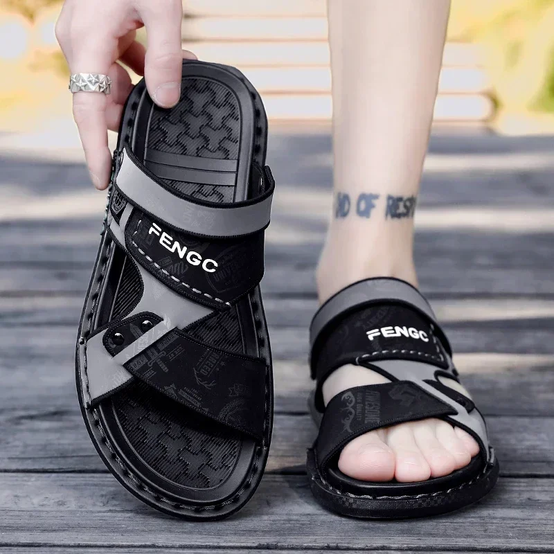 

2024 New Outdoor Sneakers Male Retro Comfortable Casual Sandal Mens Leisure Beach Holiday Slippers Men Sandals Summer Male Shoes