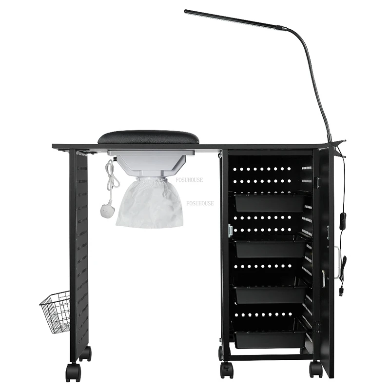 Table de manucure en fer noir avec lampe, aspirateur à ongles, meubles de  salon modernes, salon de manucure simple