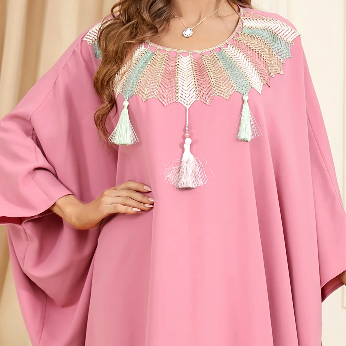 Cloak Abaya Dress for Women Chic Lace Applique Trim O Neck Batwing Sleeve Robe Sweet Pink Dressing Gown Corban Eid 2024