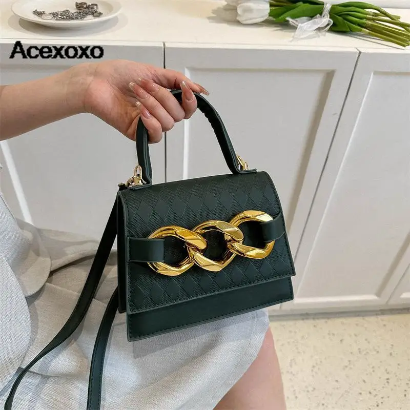 

2023 New chain accessories hand clamshell women's bag texture single shoulder crossbody small square bag