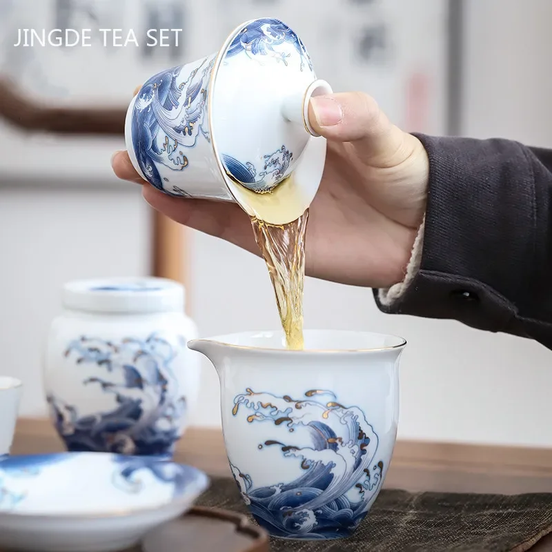 Exquisite Enamel Ceramics Gaiwan Outline In Gold White Porcelain Tea Tureen Teacup Household Tea Set Chinese Cover Bowl