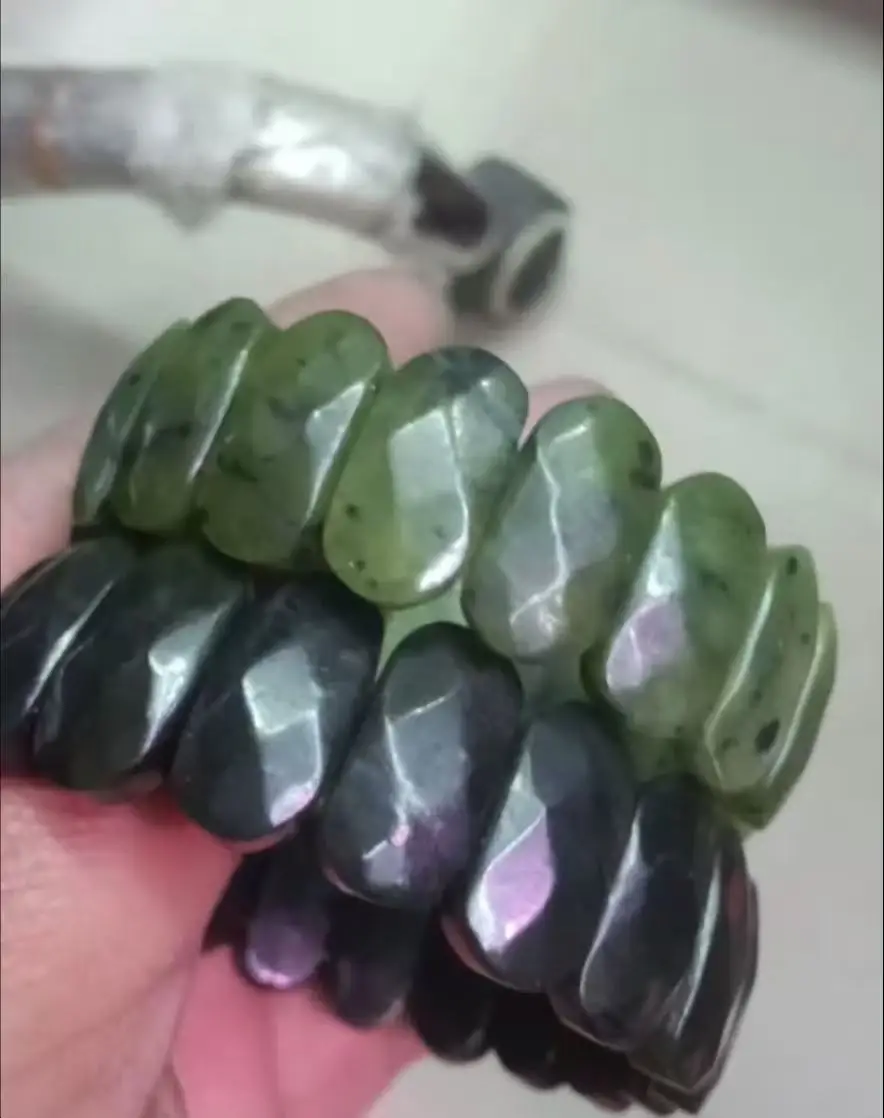 Braccialetto elegante con Giada - Gioielli - Bracciali e cavigliere