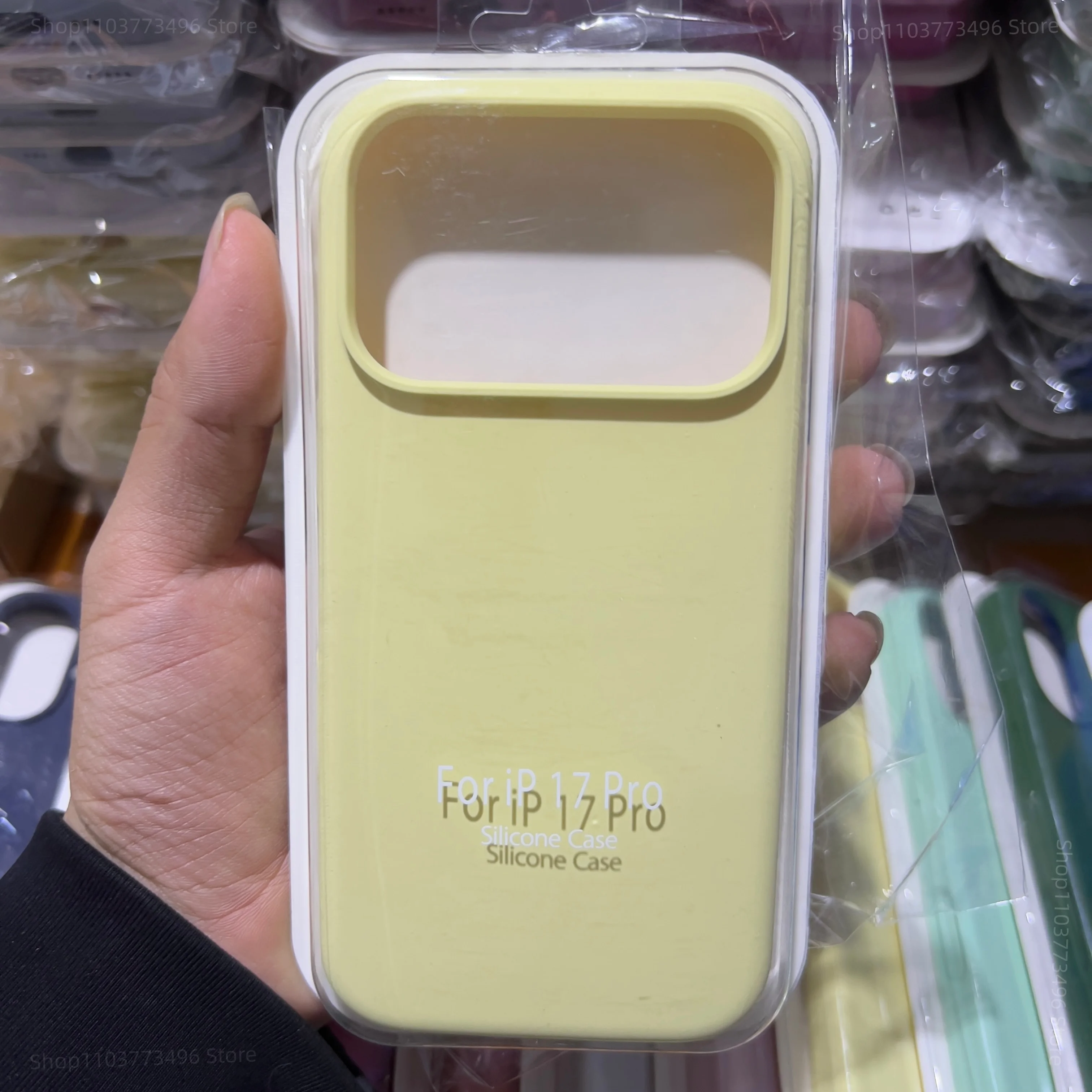 ตัวเลือกสินค้า เคสซิลิโคนนุ่ม สัมผัสเหมือนผิวจริง สำหรับ iPhone 17 Pro Max สีลูกกวาด