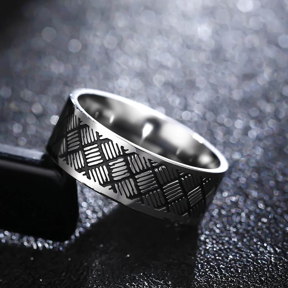MOREDEAR 8MM Titanium Rings for Men and Women Birthday Gift triangular pattern discredit Ring 