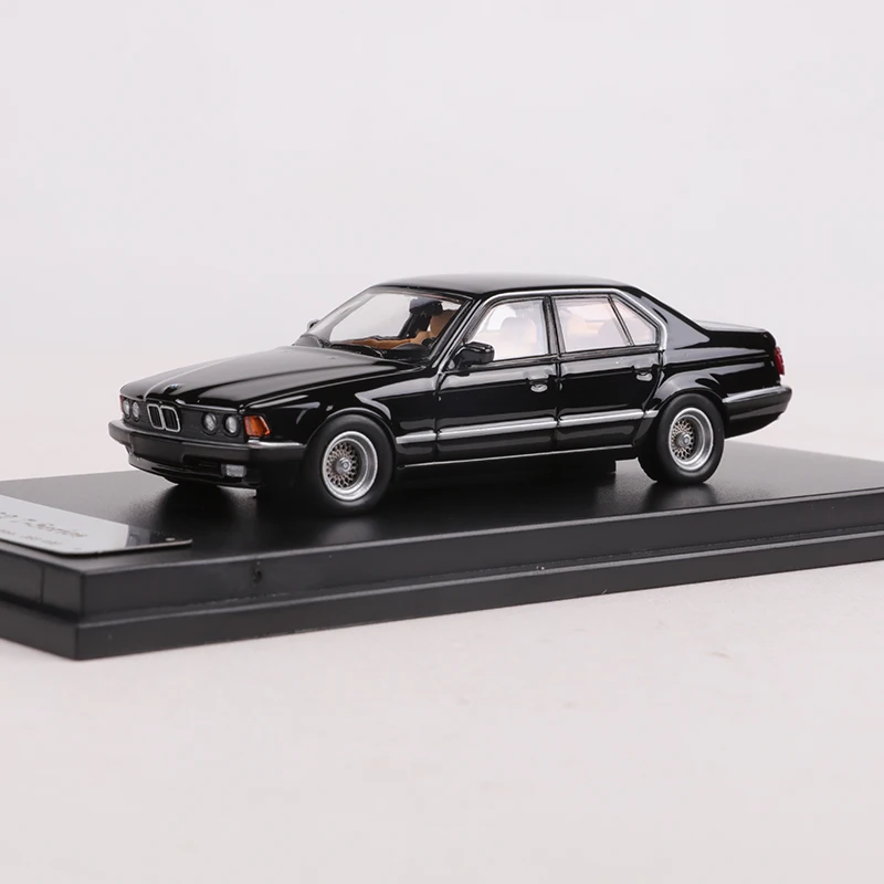 ミニカー 505-019 MODEL CAR 1/18 BMW 5-Series E34 ミニカー 505-019 MODEL CAR 1/18 BMW 5-Series E34 BMW 5-Series E34