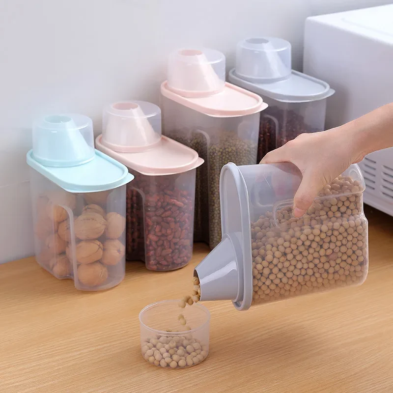 1.9L 2.5L Kitchen Storage Plastic Food Storage Pail with Measuring Cup Moisture Proof Sealed Kitchen Container