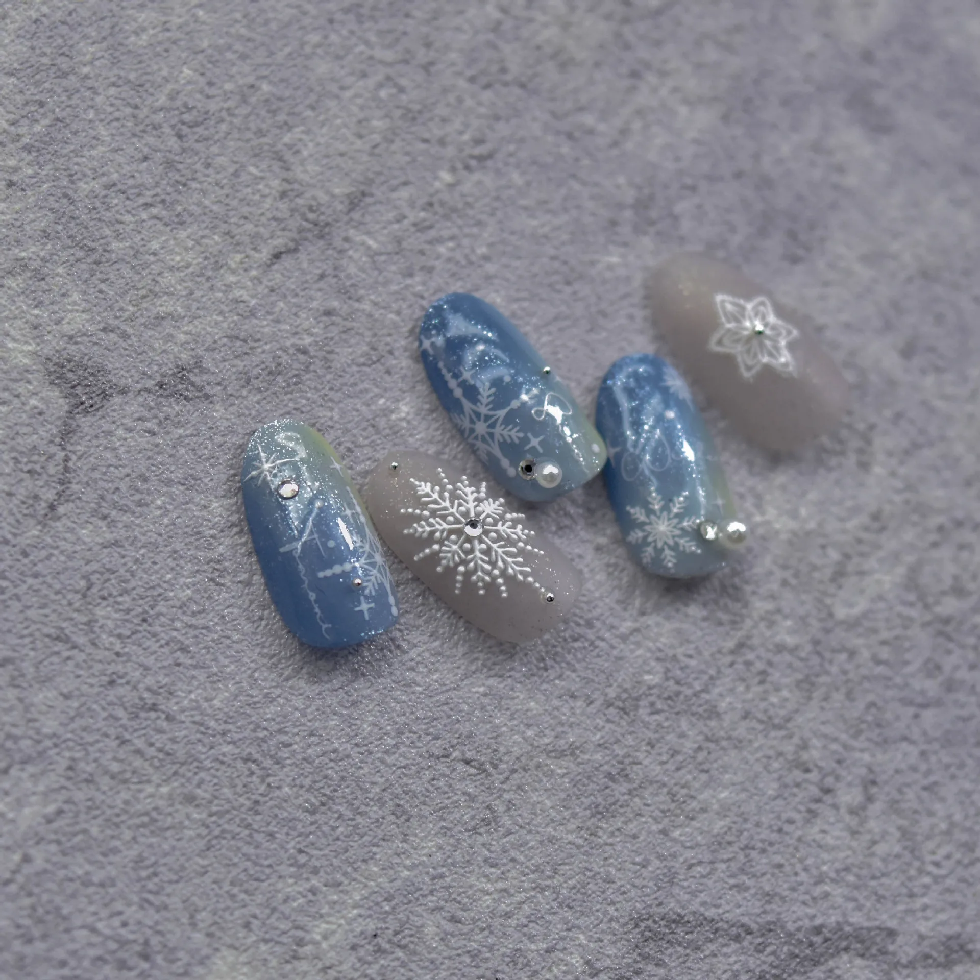 White Snowflake 5D Soft Embossed Reliefs Self Adhesive Nail Art Stickers Sweater Pattern Christmas Gingerbread Manicure Decals 3