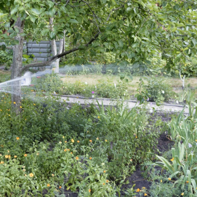 Retractable Spraying Rod