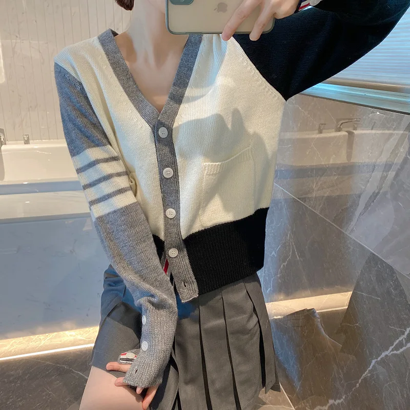 

TB Contrast Color Sweater Coat Women's Autumn New Korean Age Reducing Academy Style Loose and Slim Knitted Cardigan Top
