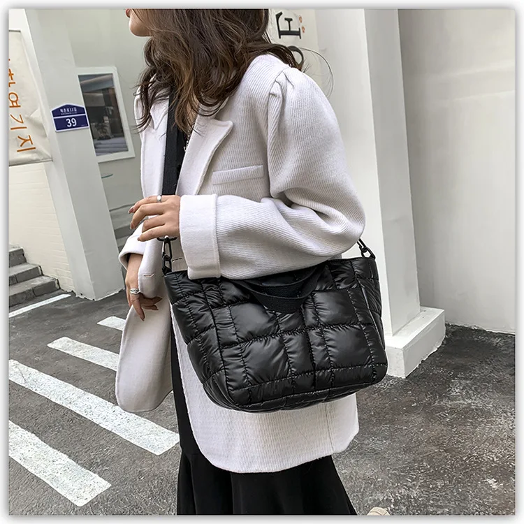 Nylon Quilted Women Handbags Fashion Cotton Padded Crossbody Bags for Women Designer Brands Down Space Shoulder Bag Purses 2022