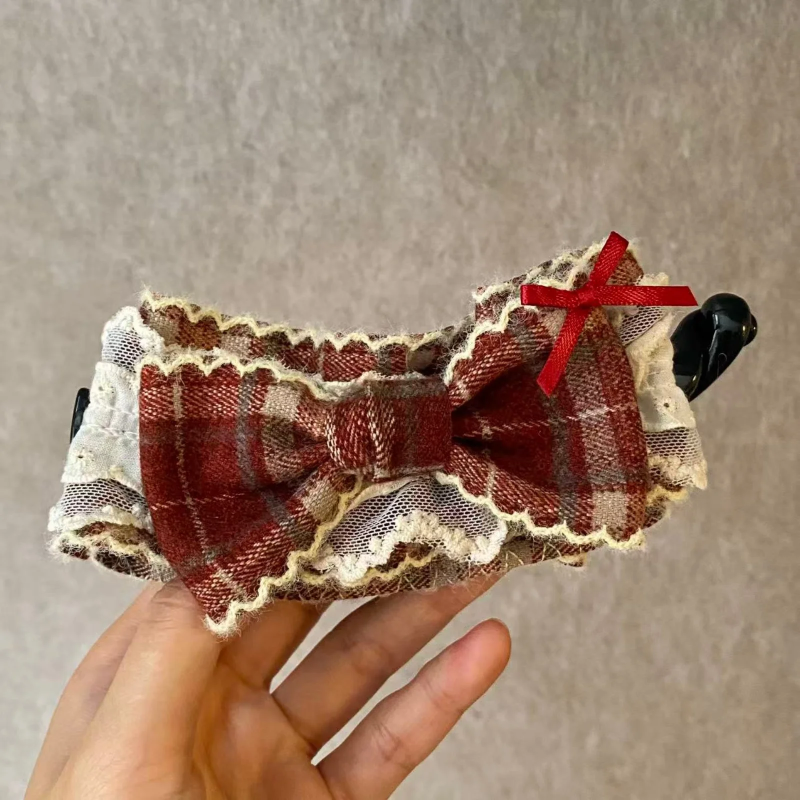 1PC Vintage Bear Hair Claws with Lace&Bow | Retro Women's Hair Accessories, Cute Teddy Bear Decor Hair Grips for Daily&Party