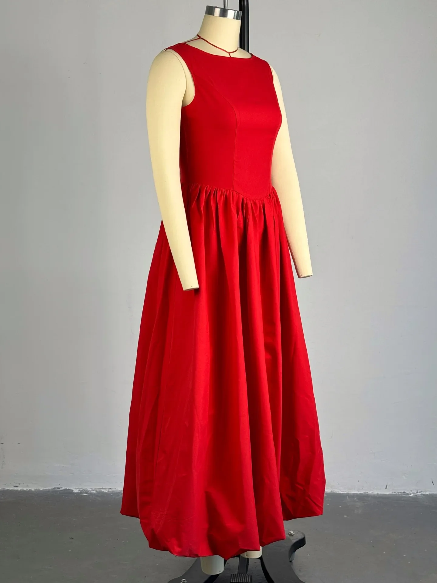 Women Sleeveless O-neck Bubble Big Swing Long Maxi Dress