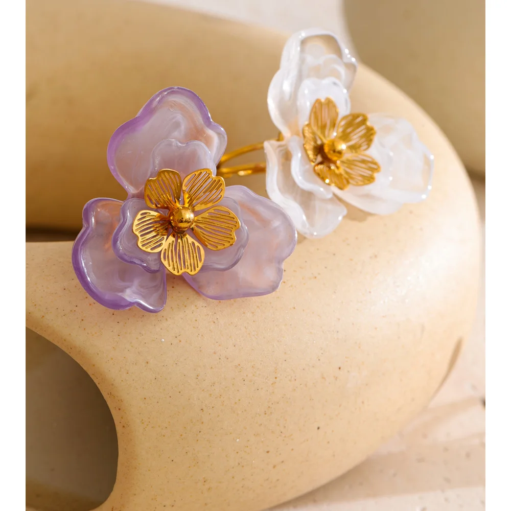 Yhpup Stainless Steel Resin Flower Adjustable Finger Ring