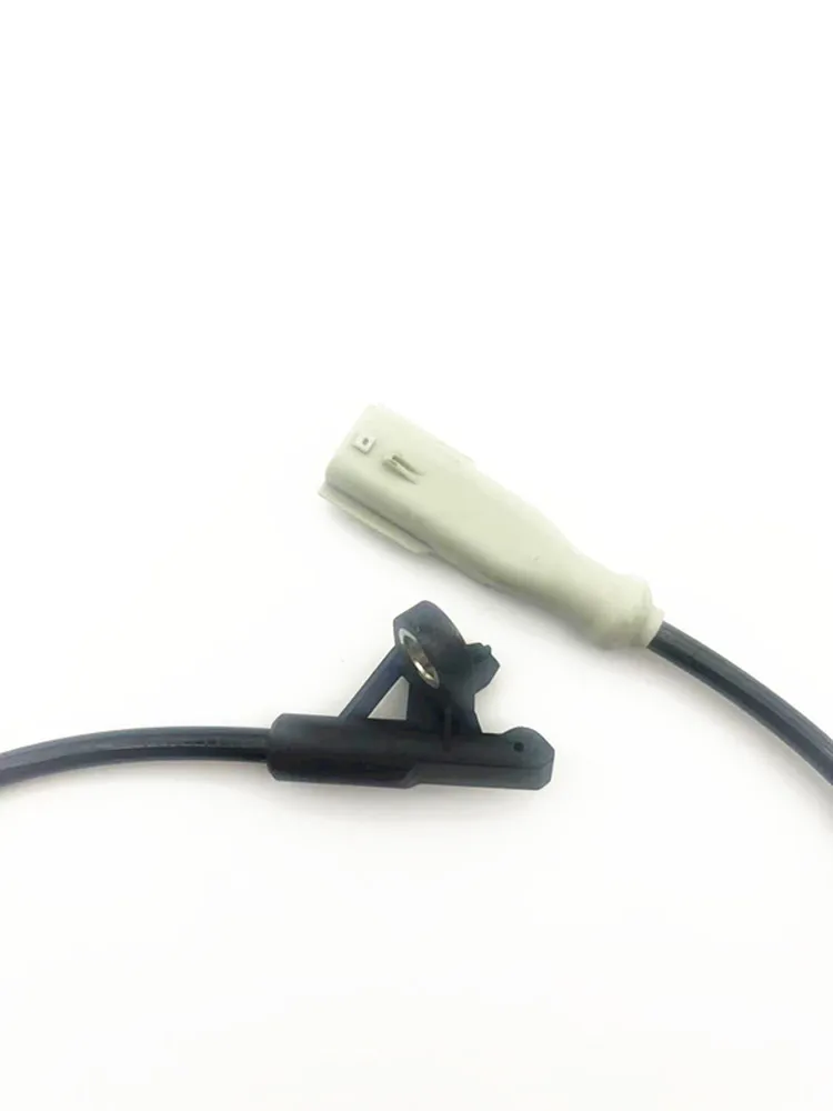 OE: A4539055500 Rear ABS Wheel Speed Sensor Smart for Mercedes-Benz Smart W453