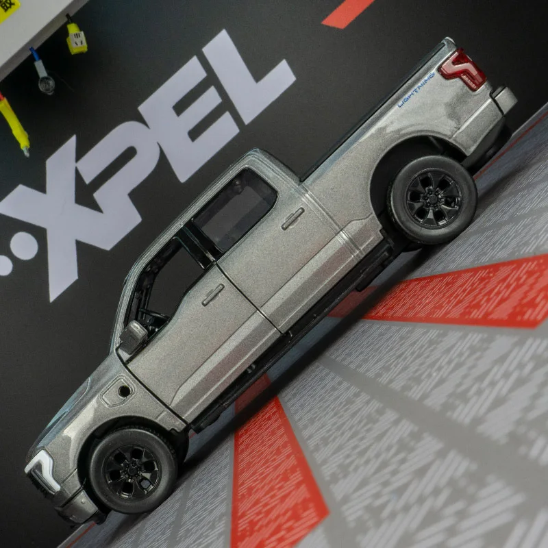 1:36 Ford F-150 Lightning Alloy Model Car Toy Diecasts Metal Casting Sound and Light Car Toys For Children Vehicle 5