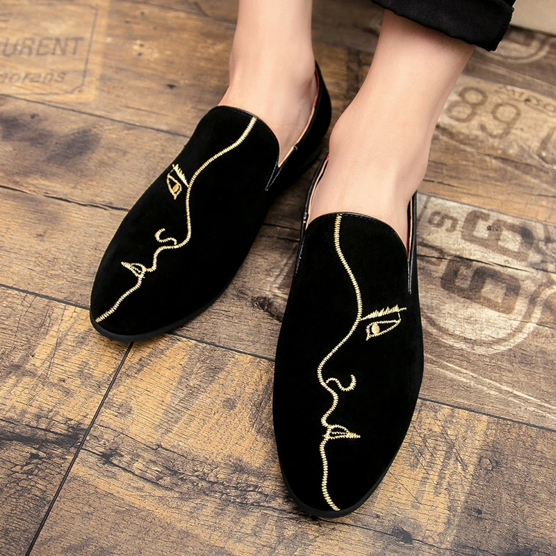 Frosted embroidered beanie shoes men's leather Korean version all match pointed leather shoes men's personality casual shoes 4