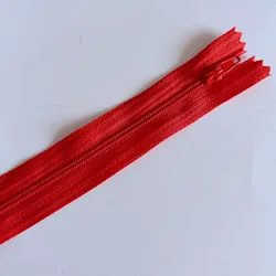 20 - Piece Set of 20cm Nylon Coil Zippers - 15 Vibrant Colors for Sewing and Craft Projects (Red)