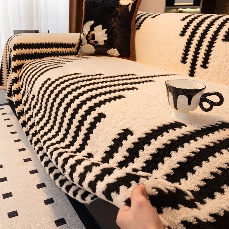 Thicken Warm Jacquard Tuffed Fleece Sofa Towel Image 3