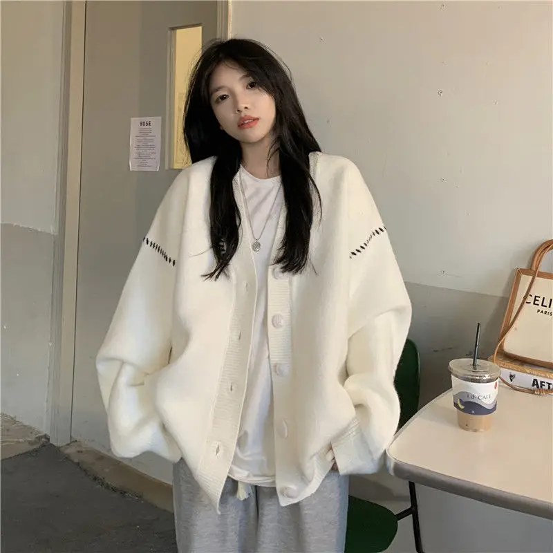 

Spring and Autumn Lazy Style V-neck Sweet College Style Sweater Cardigan Girls Korean Loose Fashion Coat Women's Sweater