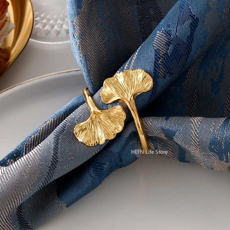 Creative Ginkgo Leaf Napkin Ring Elegant Table Decor Leaf Design Napkin Holder Ring for Dining Wedding Holiday Table Settings
