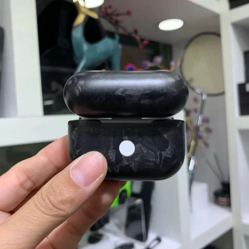 Premium Ultra-Thin Real Carbon Fiber Earphone Protective Case