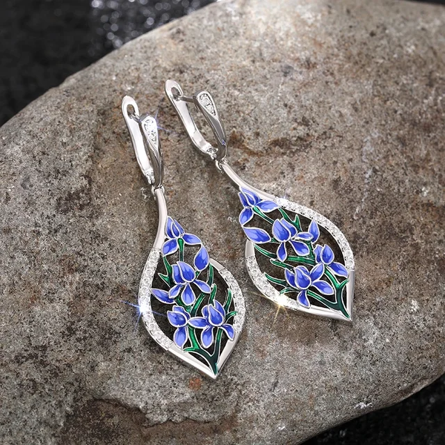 UILZ ダングルウェディングブライダルイヤリング 女性用 花嫁 ブライドメイド ウェディングギフト キュービックジルコニア ラインストーン ゴールドイヤリン 女性の結婚式のブライダルダングルイヤリング、ペンダントイヤリング