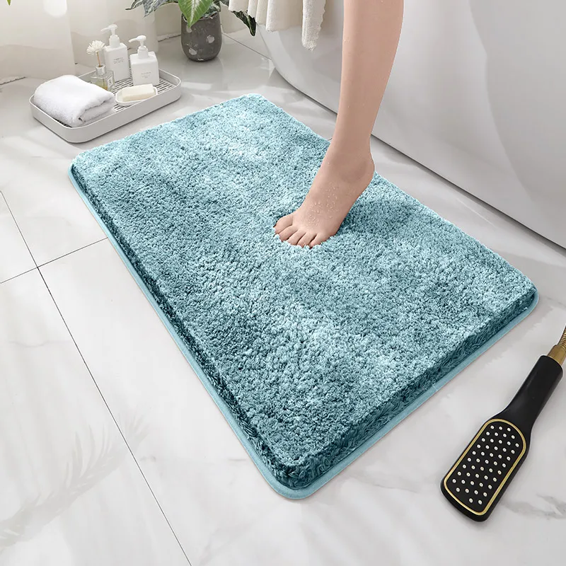 Luxurious Plush Floor Mat - Soft, Non-Slip, and Highly Absorbent for Bathroom, Bedroom, or Living Room