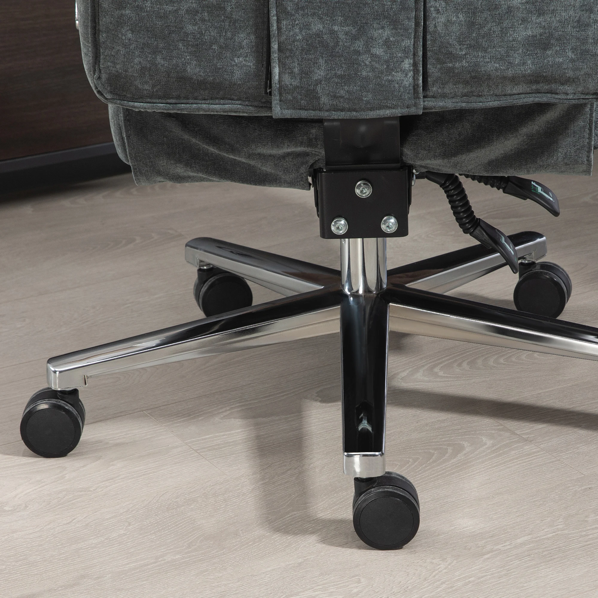 Homcom 400 Lbs Big and Tall Office Chair, Reclining Office Chair with Footrest, Velvet Executive Office Desk Chair 5