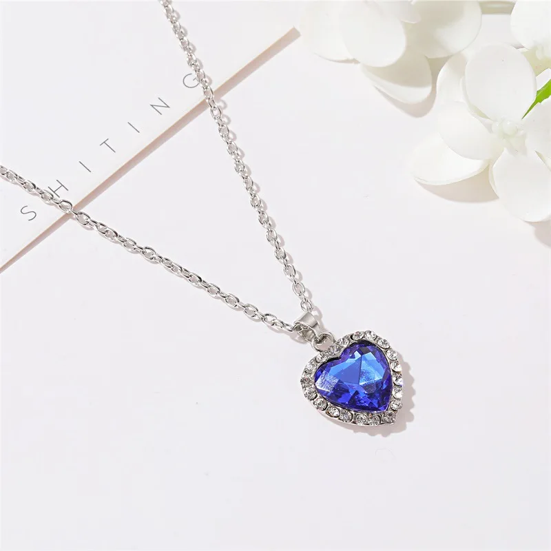 Collar con colgante de corazรณn de Titanic para mujer, joyerรญa de cristal azul, amor, para siempre, para fiesta de boda, 2022