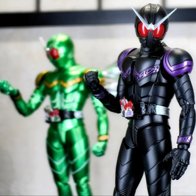 アニメ仮面ライダー組み立てモデルマスクスーパーマン永遠のアクション