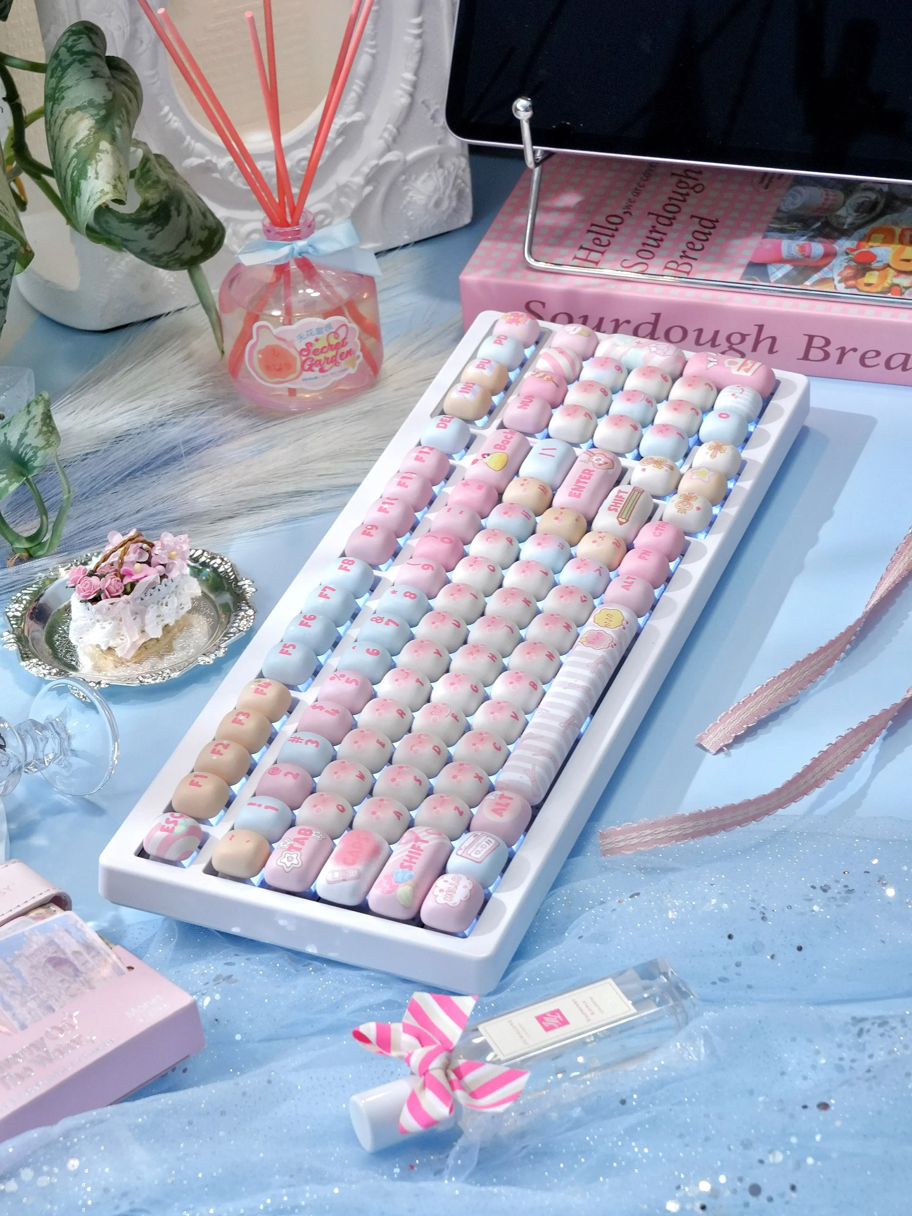 custom gaming keyboard keycaps aesthetic marshmallow design
