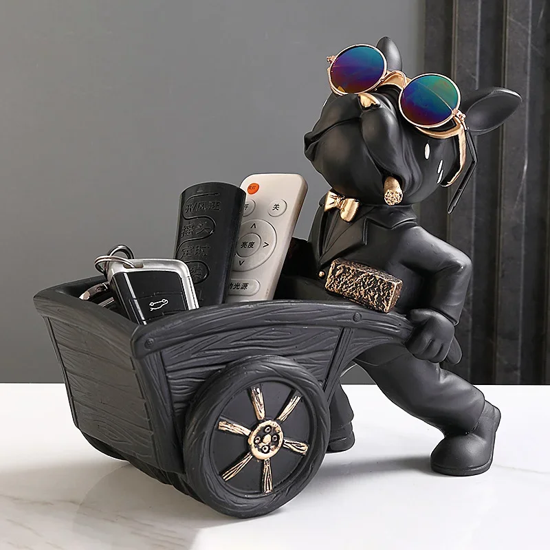 يُعدّ تمثال الكلب المصنوع من الراتنج قطعة فنية منح...